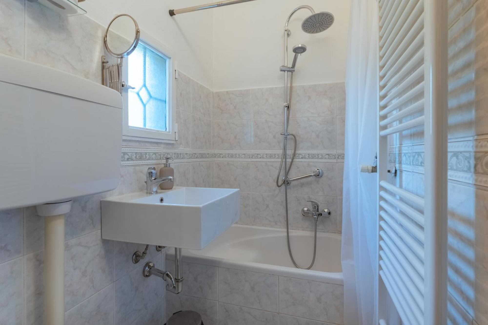 La Bella Vita Bergamo With Free Private Parking Exterior photo